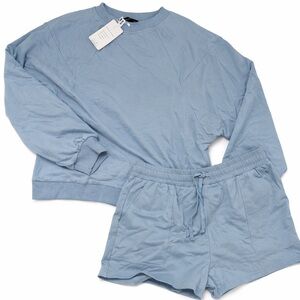 Light Blue Women's Crewneck Sweatshirt and Shorts set - Casual Comfort